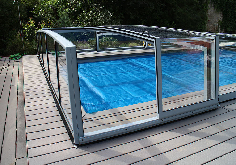Schwimmbadueberdachung Modell NEO – R1